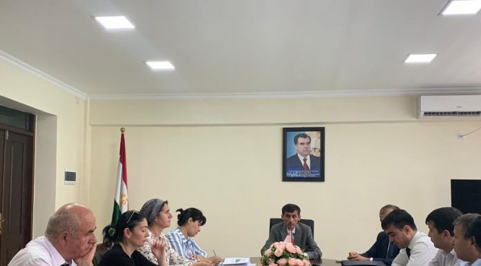 ДАР БОБИ ВАҲДАТИ МИЛЛӢ