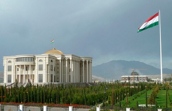 ҶАШНИ ПУРШУКӮҲ МУБОРАК!