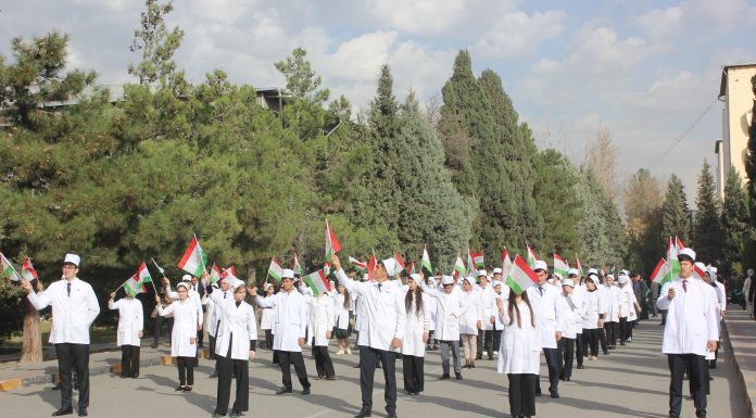 ПАРЧАМИ ДАВЛАТӢ – РАМЗИ СОҲИБИСТИҚЛОЛИИ ТОҶИКОН