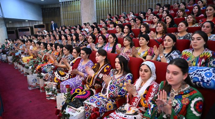 БАРДОШТ АЗ СУХАНРОНИИ ПЕШВОИ МИЛЛАТ БА МУНОСИБАТИ РӮЗИ МОДАР